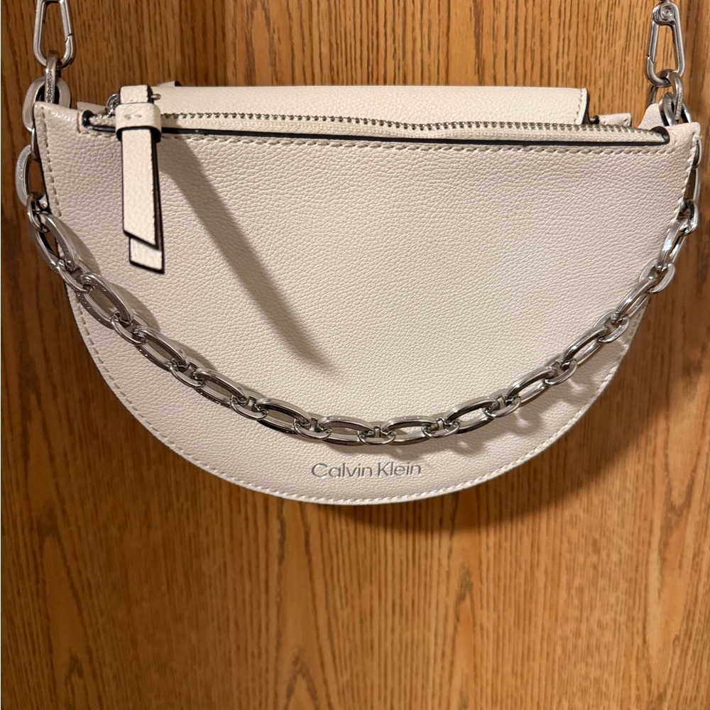 Calvin Klein White Crossbody Bag with Silver Chain